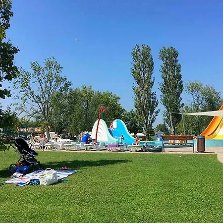 Mariann Apartmann * Balatonboglár
